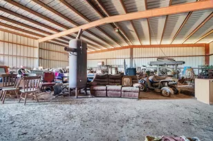 4060 Cr 36220, Sumner, TX 75486 - Photo 28