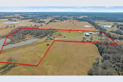 4060 Cr 36220, Sumner, TX 75486 - Photo 2