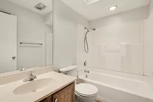 12223 Center Ct Dr, Dallas, TX 75243 - Photo 18