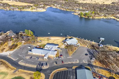 401 Kiowa Drive W, Gainesville, TX 76240 - Photo 38