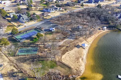 401 Kiowa Drive W, Gainesville, TX 76240 - Photo 40