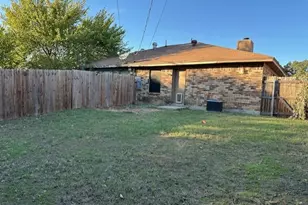 810 Woodland Ct, Kennedale, TX 76060 - Photo 10