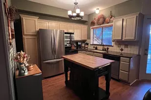 151 Summer Pl Cir, Pottsboro, TX 75076 - Photo 4