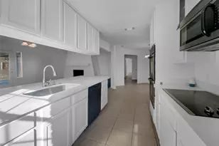 3902 San Miguel Ct, Arlington, TX 76016 - Photo 2