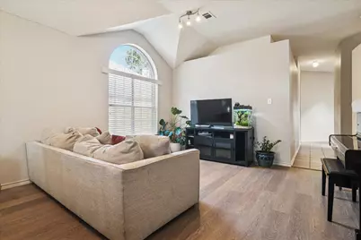 3204 Trailwood Lane, Flower Mound, TX 75028 - Photo 4