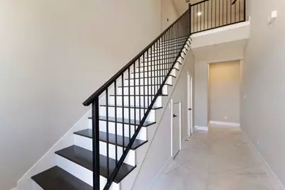 2370 Usman Drive, Irving, TX 75062 - Photo 8