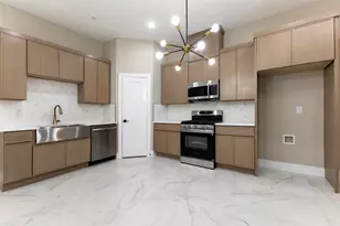 2370 Usman Dr, Irving, TX 75062 - Photo 2