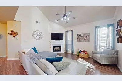 3805 Braxton Lane, Flower Mound, TX 75028 - Photo 4