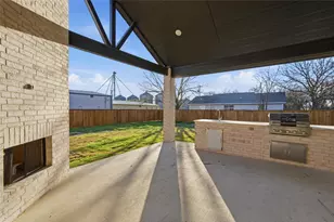 104 Francis St, Hillsboro, TX 76645 - Photo 14