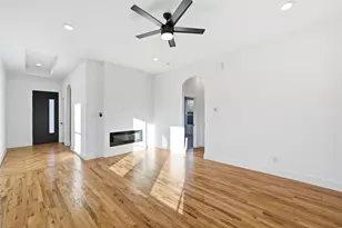 104 Francis St, Hillsboro, TX 76645 - Photo 4