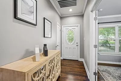 1516 S Oak Cliff Boulevard, Dallas, TX 75208 - Photo 2