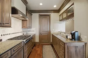 501 Samuels Ave, Fort Worth, TX 76102 - Photo 18