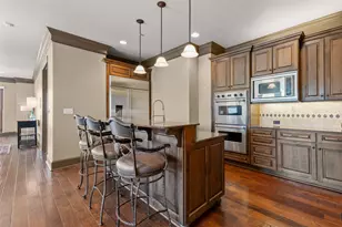 501 Samuels Ave, Fort Worth, TX 76102 - Photo 8