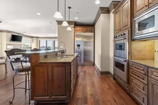 501 Samuels Ave, Fort Worth, TX 76102 - Photo 10