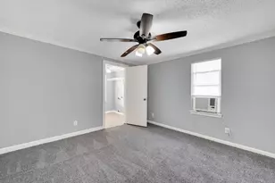 412 E Avenue F, Midlothian, TX 76065 - Photo 2