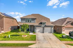 1632 Pne Vly Dr, Fort Worth, TX 76052 - Photo 2