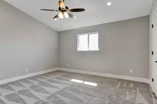 1304 Country Rd, Whitesboro, TX 76273 - Photo 16