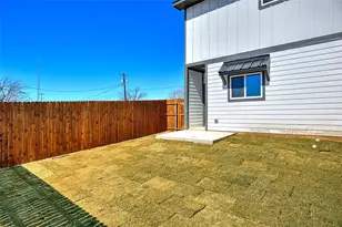 1304 Country Rd, Whitesboro, TX 76273 - Photo 22