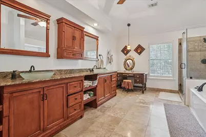 2200 Southern Oak Drive, Irving, TX 75063 - Photo 16