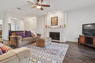 2200 Southern Oak Drive, Irving, TX 75063 - Photo 6