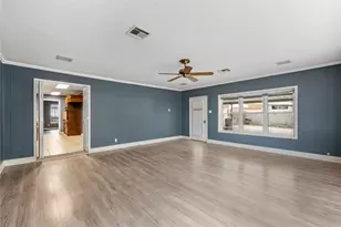 740 Wedgewood Dr, Woodway, TX 76712 - Photo 14