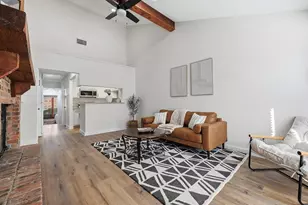 2527 Shady Ridge Dr, Bedford, TX 76021 - Photo 2