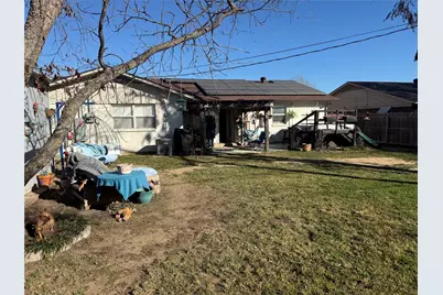 3204 NE 10th Street, Mineral Wells, TX 76067 - Photo 6