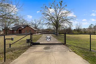 510 Oklahoma St, Van, TX 75790 - Photo 6