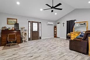 510 Oklahoma St, Van, TX 75790 - Photo 34