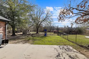 510 Oklahoma St, Van, TX 75790 - Photo 38