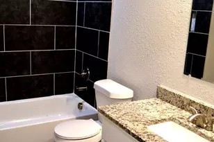 2216 Sayle St, Greenville, TX 75401 - Photo 14