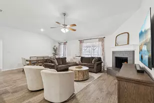 619 Manchester Dr, Mansfield, TX 76063 - Photo 8