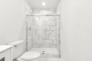 1231 S Edgefield Ave, Dallas, TX 75208 - Photo 12