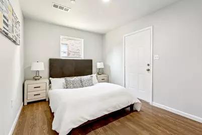 1231 S Edgefield Avenue, Dallas, TX 75208 - Photo 18