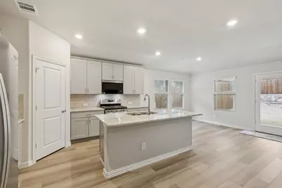 522 Castle Road, Sherman, TX 75092 - Photo 2