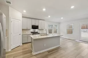 522 Castle Rd, Sherman, TX 75092 - Photo 2