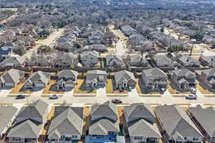 223 Briarwood Ln, Lake Dallas, TX 75065 - Photo 34