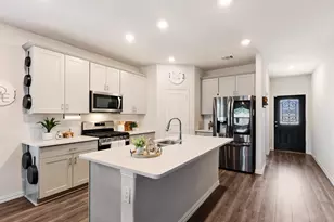 223 Briarwood Ln, Lake Dallas, TX 75065 - Photo 6