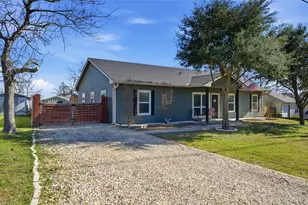 12992 Old Dallas Rd, West, TX 76691 - Photo 2