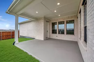9200 Persimmon Ln, Mesquite, TX 75126 - Photo 2