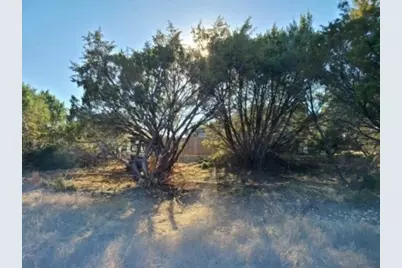 2527 Mercedes Street, Granbury, TX 76048 - Photo 2