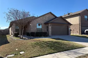 1213 Walnut Cliff Ct, Fort Worth, TX 76179 - Photo 2