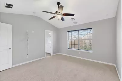 1527 Biltmore Lane, Irving, TX 75063 - Photo 14