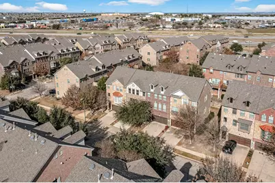 1527 Biltmore Lane, Irving, TX 75063 - Photo 32