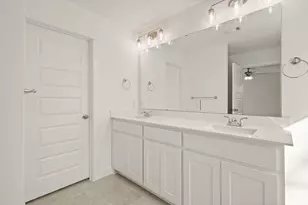 217 Shady Oaks Dr, Runaway Bay, TX 76426 - Photo 20