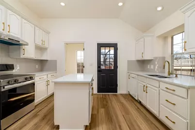 3214 Vinson Court, Irving, TX 75060 - Photo 12