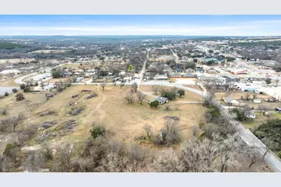 1404 NE Barnard Street, Glen Rose, TX 76043 - Photo 6