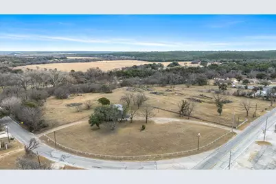 1404 NE Barnard Street, Glen Rose, TX 76043 - Photo 16