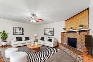 724 Sunny Slope Dr, Allen, TX 75002 - Photo 2