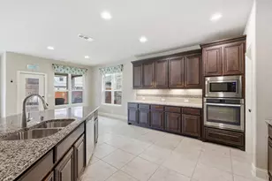 2739 Chimney Rock Rd, Burleson, TX 76028 - Photo 8